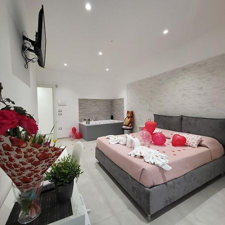 B&B Tra Le Vie Del Borgo Vieste Dış mekan fotoğraf