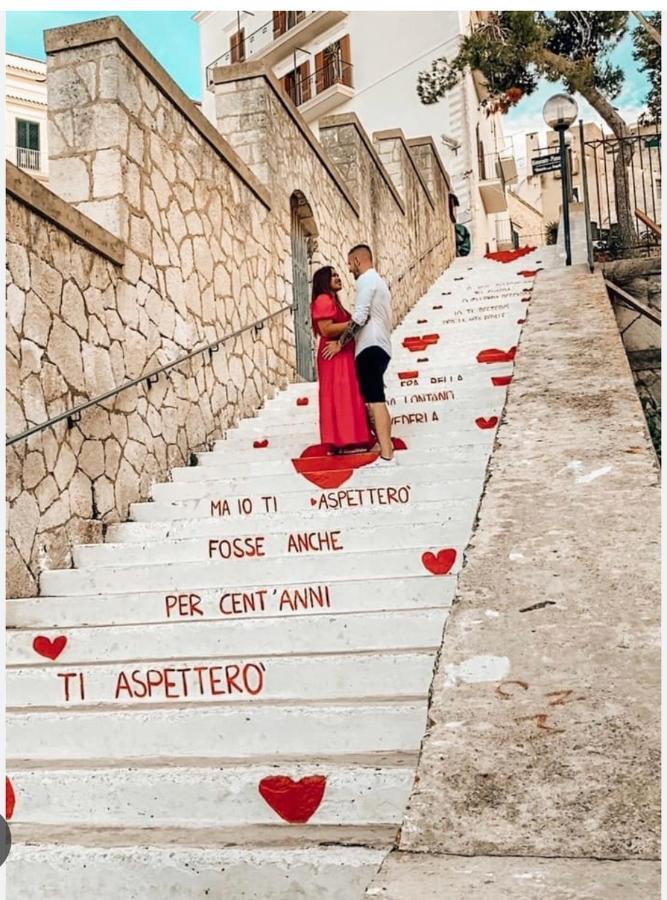 B&B Tra Le Vie Del Borgo Vieste Dış mekan fotoğraf