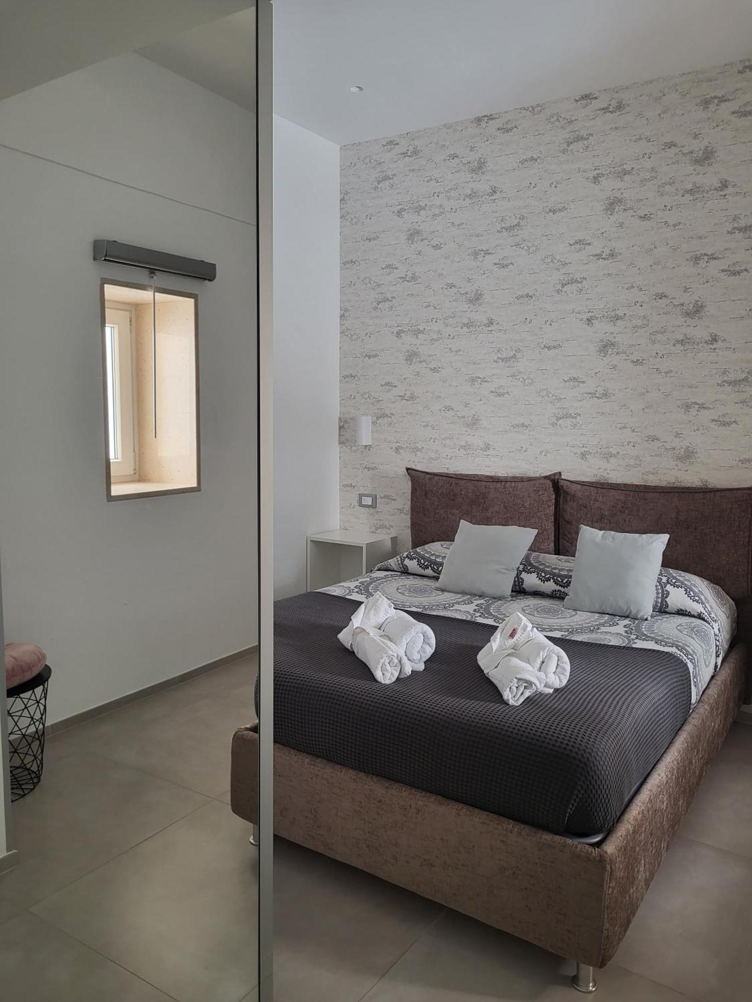 B&B Tra Le Vie Del Borgo Vieste Dış mekan fotoğraf